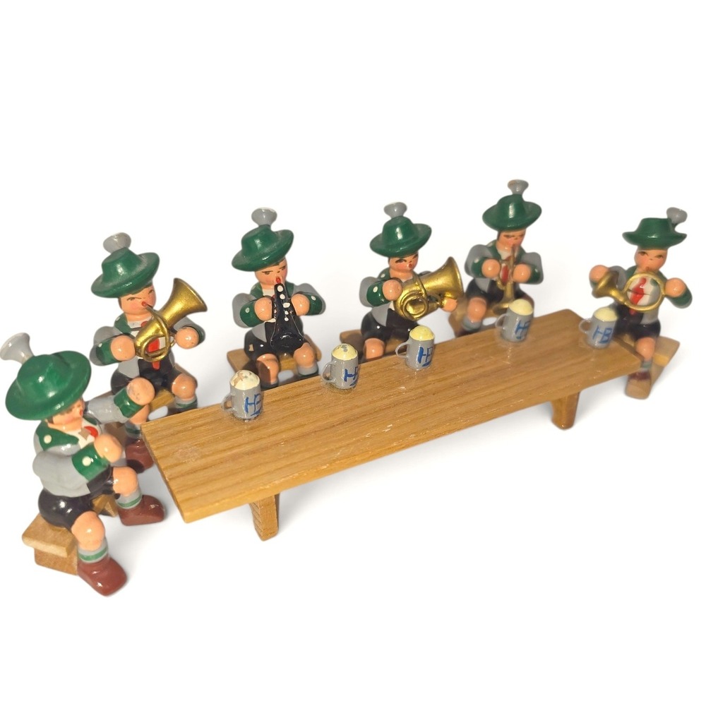 Vintage Erzgebirge Wooden Bavarian Musicians at Oktoberfest Table - READ DESC